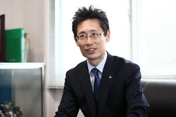 写真：株式会社ミヤワキ　代表取締役 宮脇 健輔